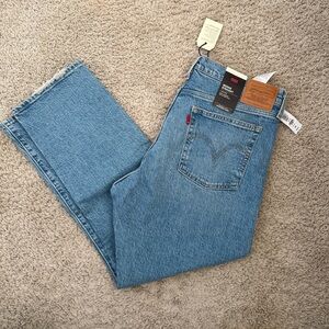 Levi's Classic Wedgie Straight Jean (Aritzia)